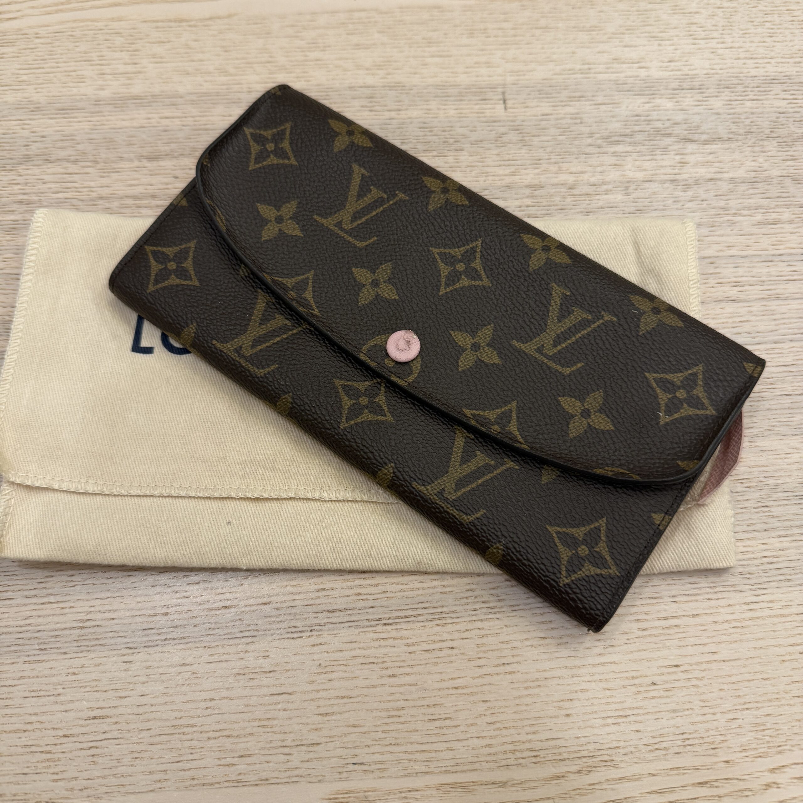 Louis Vuitton Monogram Emilie Wallet Rose Ballerine