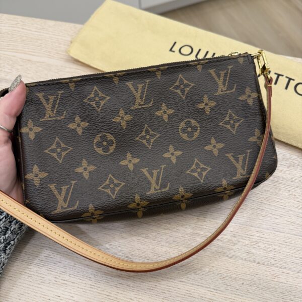 Louis Vuitton Monogram Pochette Accessoires NM