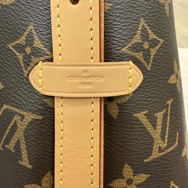 Louis Vuitton Monogram Carryall PM