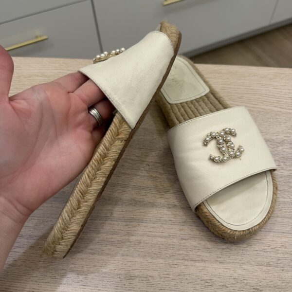 Chanel Pearl and Crystal Size 8 Sandals