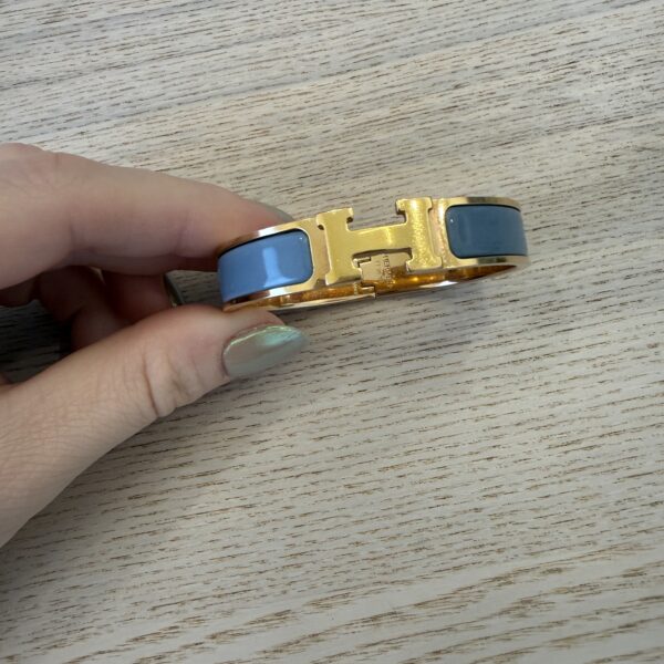 Hermes Enamel Narrow Clic Clac H Bracelet PM Bleu