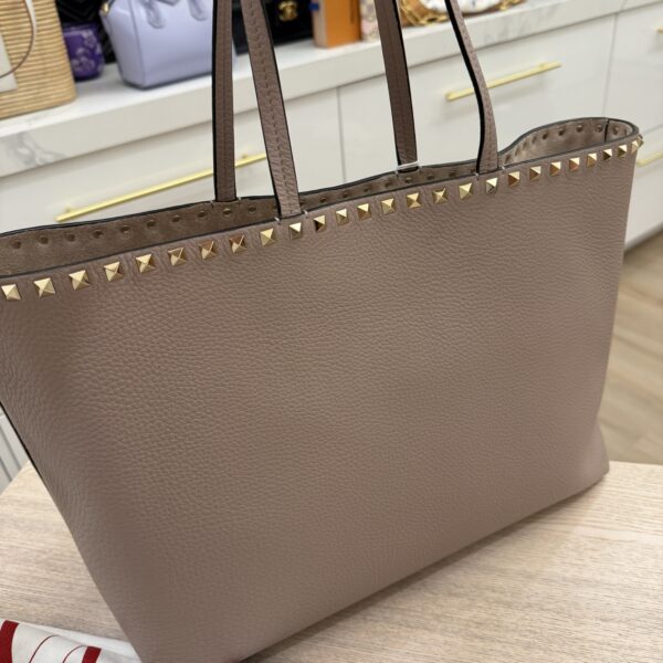 Valentino Garavani Rockstud Grainy Calfskin Tote Bag