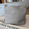 Louis Vuitton Empreinte Maida Hobo Tourterelle