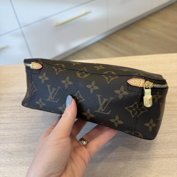 Louis Vuitton Monogram Packing Cube MM