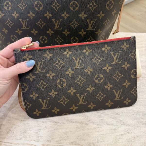 Louis Vuitton Monogram Neverfull MM Cerise
