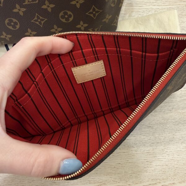 Louis Vuitton Monogram Neverfull MM Cerise