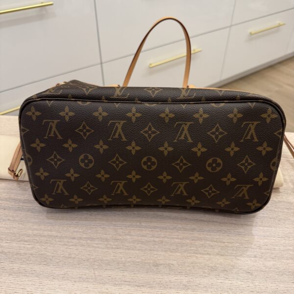 Louis Vuitton Monogram Neverfull MM Cerise