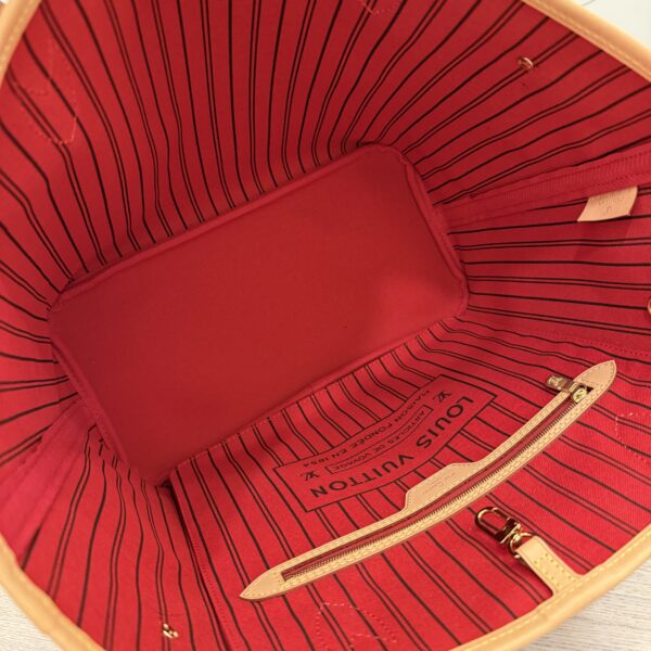 Louis Vuitton Monogram Neverfull MM Cerise