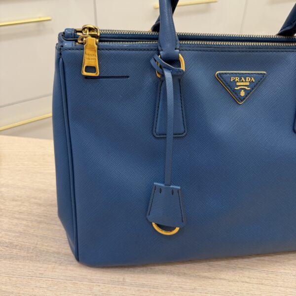Prada Saffiano Medium Galleria Double Zip Tote