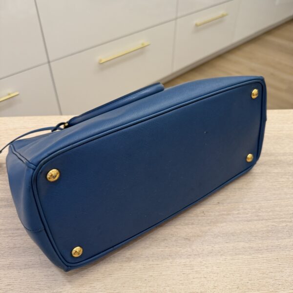 Prada Saffiano Medium Galleria Double Zip Tote