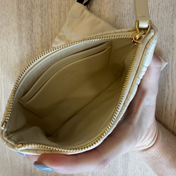 Valentino Garavani Quiltie 67 Medium Leather Pouch