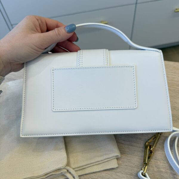 Jacquemus LES CLASSIQUES The large Bambino White