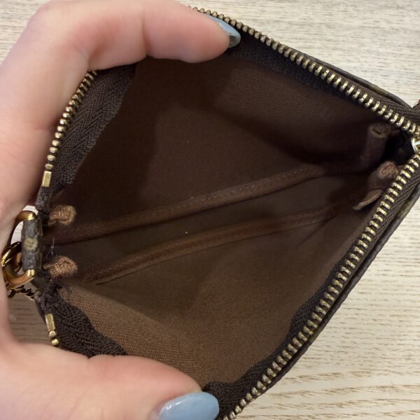 Louis Vuitton Monogram 2017 Christmas Animation Mini Pochette Accessories