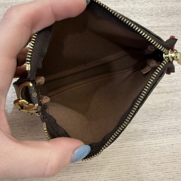 Louis Vuitton Monogram 2017 Christmas Animation Mini Pochette Accessories