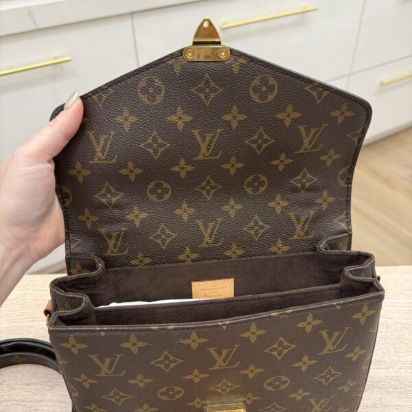 Louis Vuitton Monogram Pochette Metis