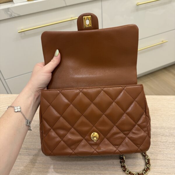 Chanel Shiny Lambskin Quilted Golden Links Top Handle Flap Caramel