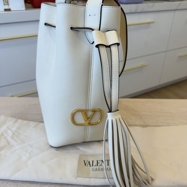 VALENTINO GARAVANI So Seau Leather Bucket Bag