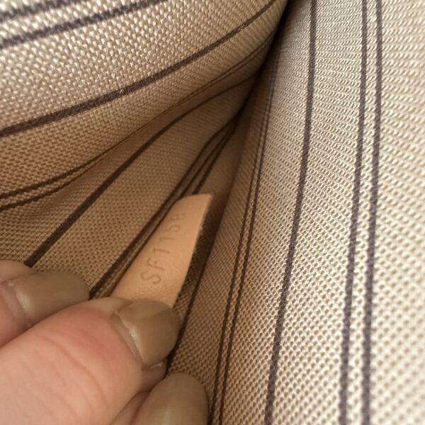 Louis Vuitton Monogram Neverfull MM Beige