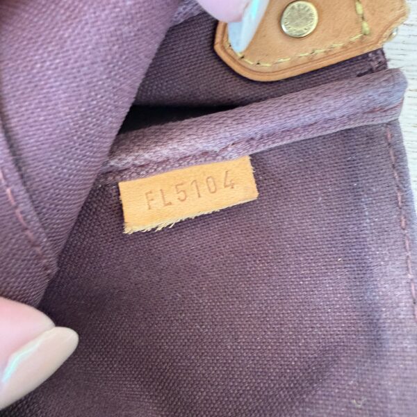 Louis Vuitton Monogram Favorite MM