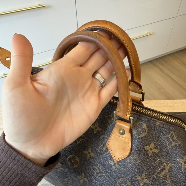 Louis Vuitton Monogram Speedy 30