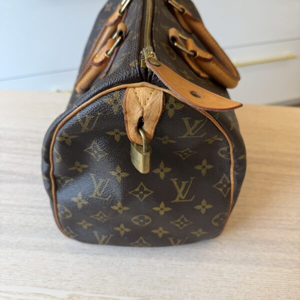 Louis Vuitton Monogram Speedy 30