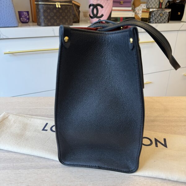 Louis Vuitton Empreinte Monogram Giant Onthego MM Black Beige