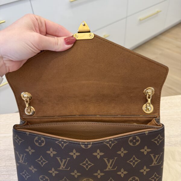 Louis Vuitton Pallas Chain Shoulder Bag Monogram Canvas and Calfskin