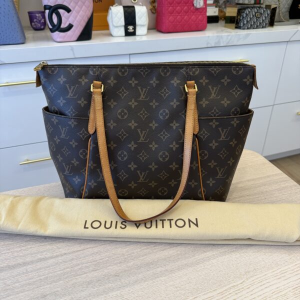 Louis Vuitton Monogram Totally MM NM