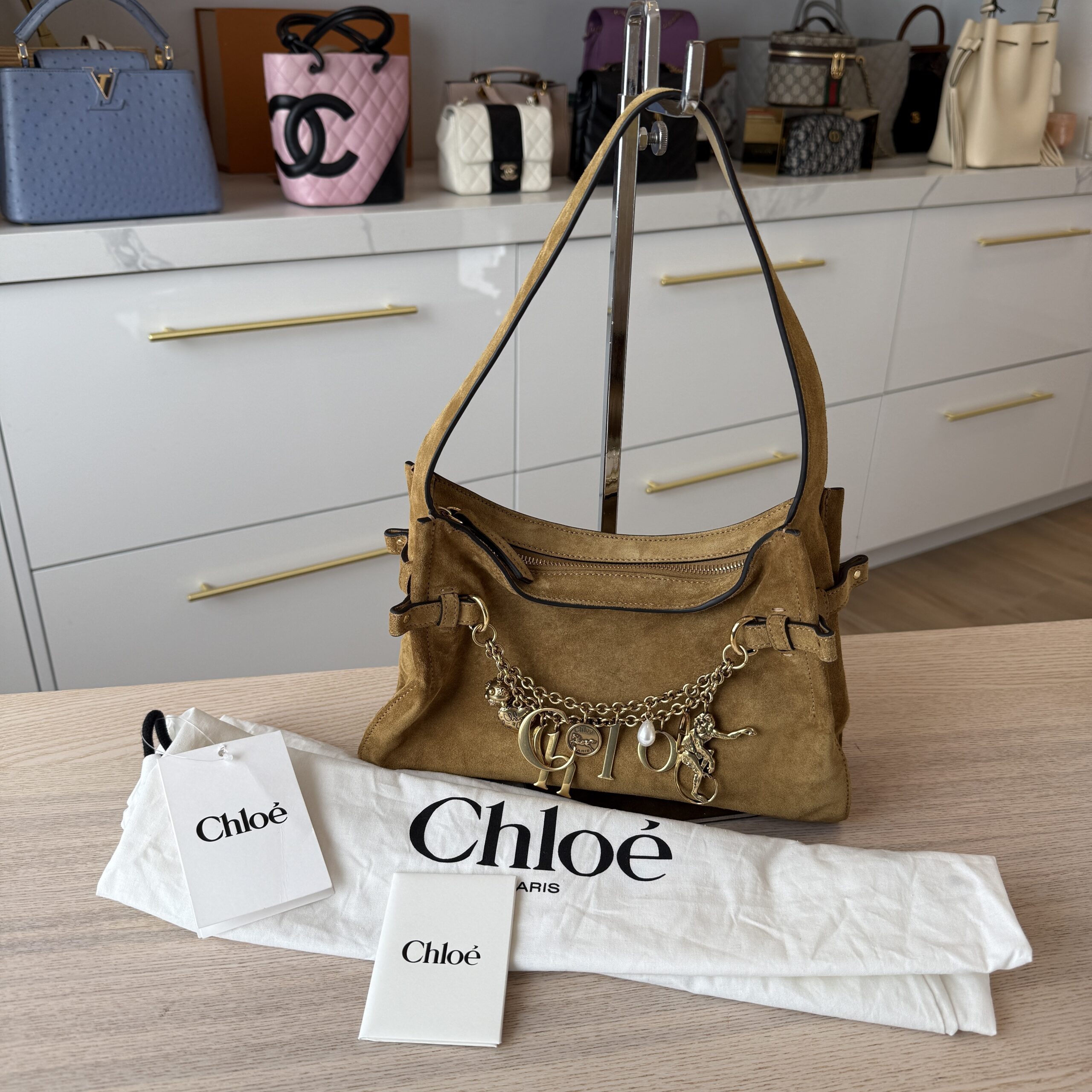 CHLOÉ Charms Hobo Bag in Suede Leather Gold / Khaki
