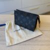 Louis Vuitton Monogram Toiletry 15
