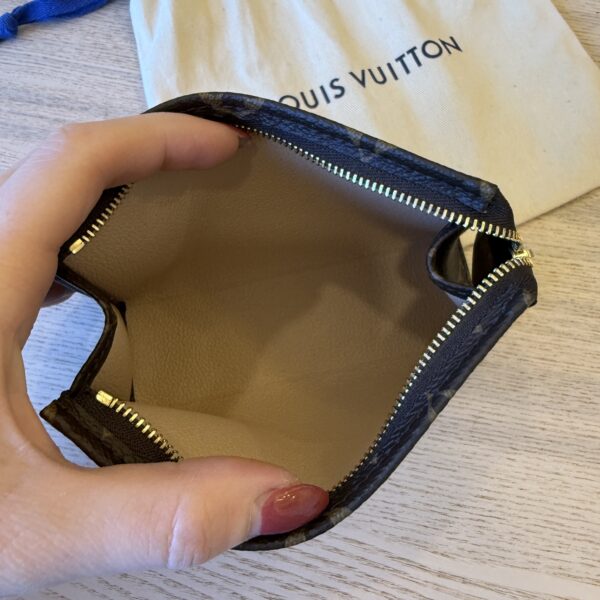 Louis Vuitton Monogram Toiletry 15