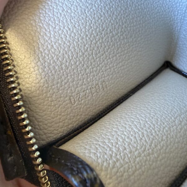 Louis Vuitton Monogram Toiletry 15