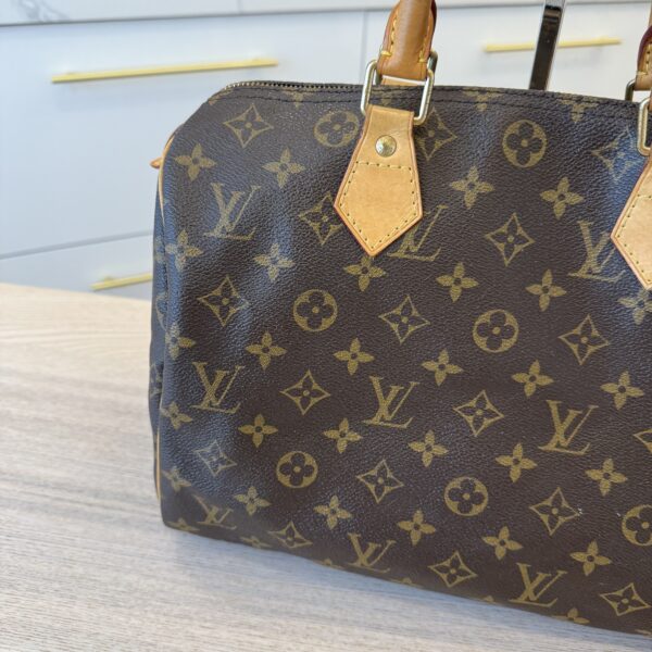 Louis Vuitton Monogram Speedy 30