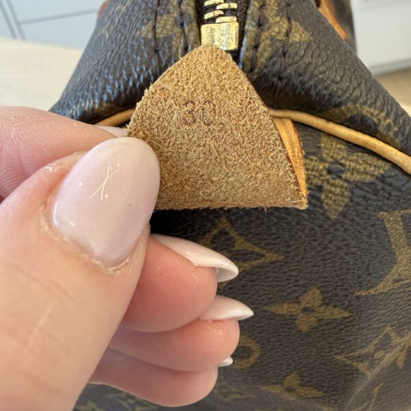 Louis Vuitton Monogram Speedy 30