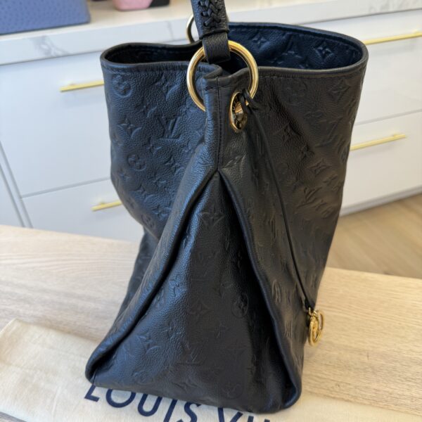 Louis Vuitton Monogram Empreinte Artsy MM Noir