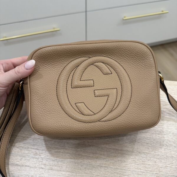 Gucci Calfskin Small Soho Disco Bag Beige