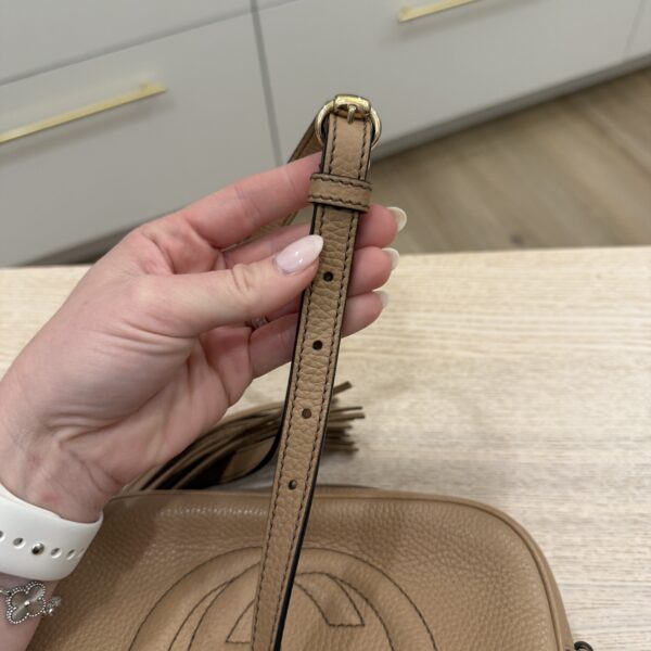 Gucci Calfskin Small Soho Disco Bag Beige