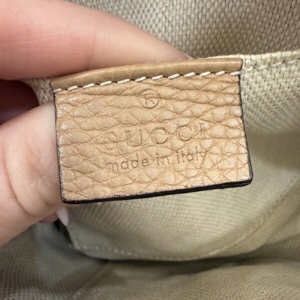 Gucci Calfskin Small Soho Disco Bag Beige