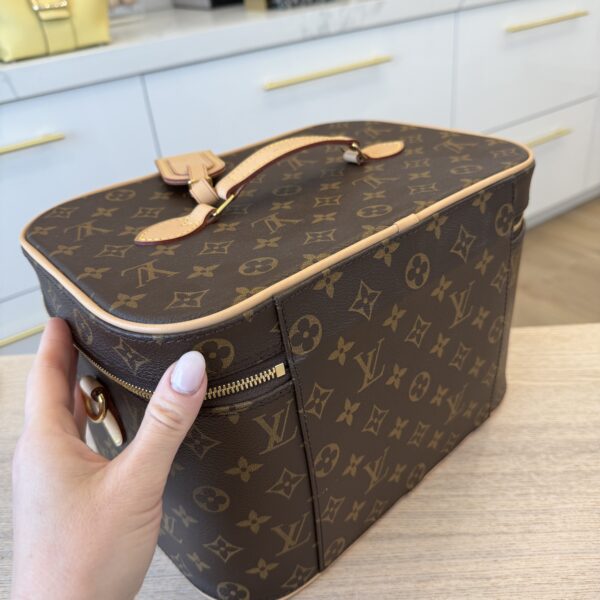 Louis Vuitton Monogram Nice Vanity Case