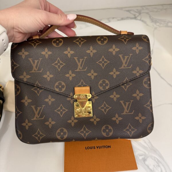 Louis Vuitton Monogram Pochette Metis