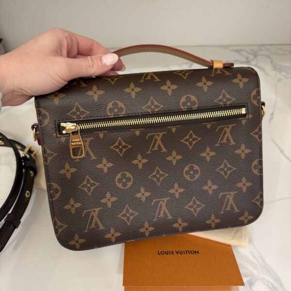 Louis Vuitton Monogram Pochette Metis