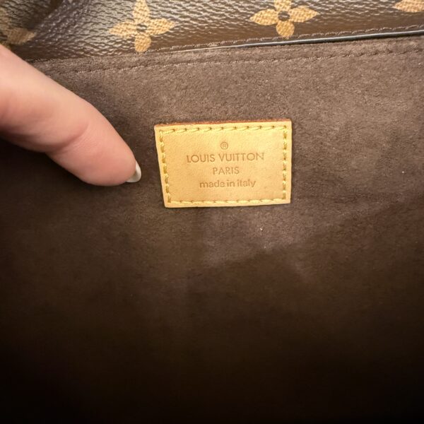 Louis Vuitton Monogram Pochette Metis
