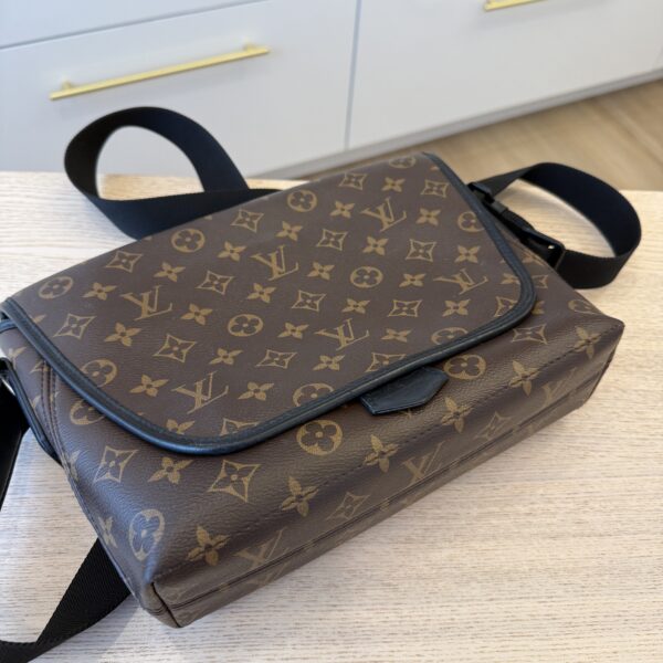 Louis Vuitton Monogram Macassar Canvas Magnetic Messenger Bag