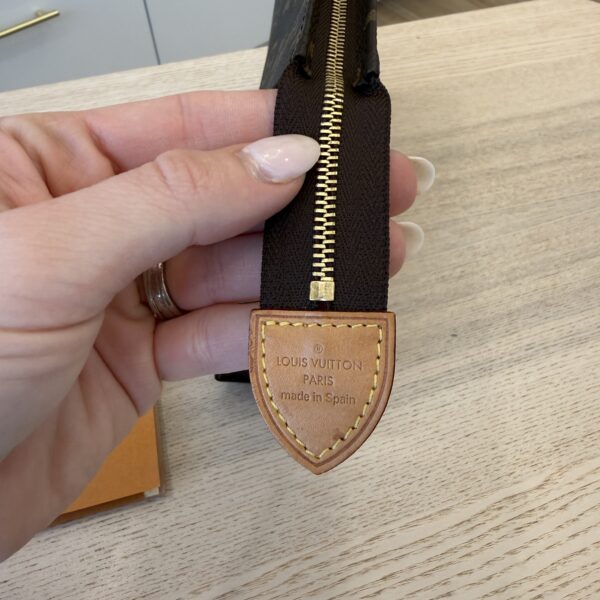 Louis Vuitton Monogram Toiletry 26