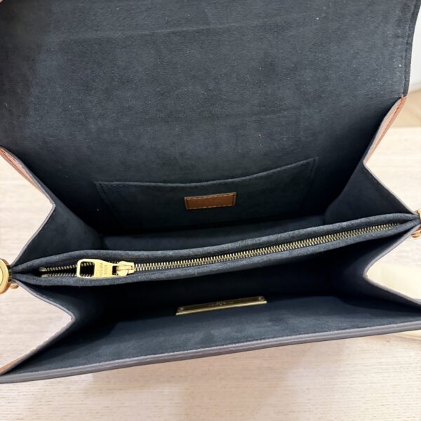 Louis Vuitton Reverse Monogram Dauphine MM