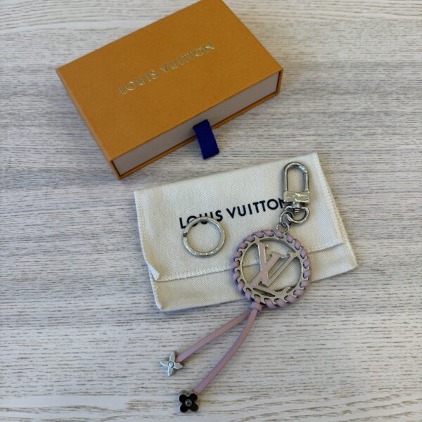 Louis Vuitton Silvertone Metal And Pink Leather Very Key Holder And Bag Charm