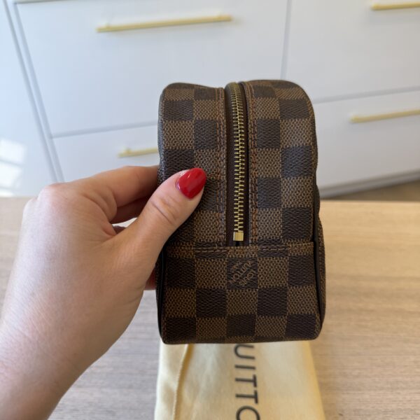 Louis Vuitton Damier Ebene Toiletry Bag 25