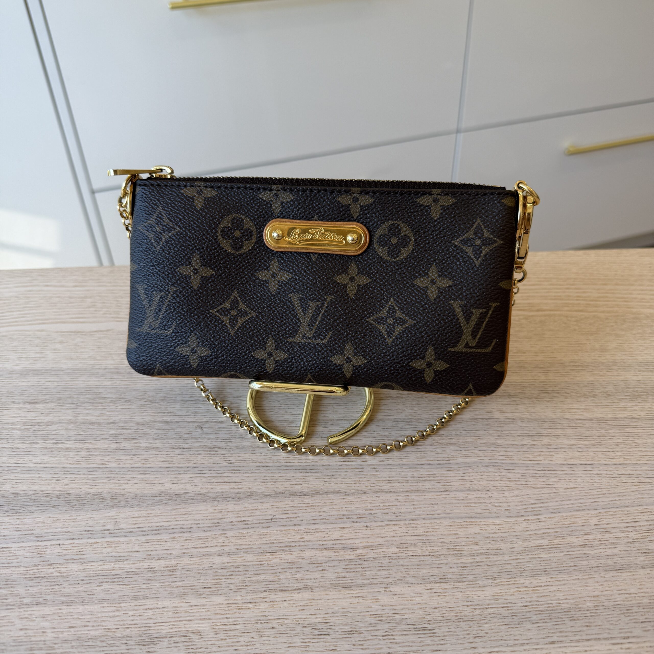 Louis Vuitton Monogram Canvas Pochette Milla MM