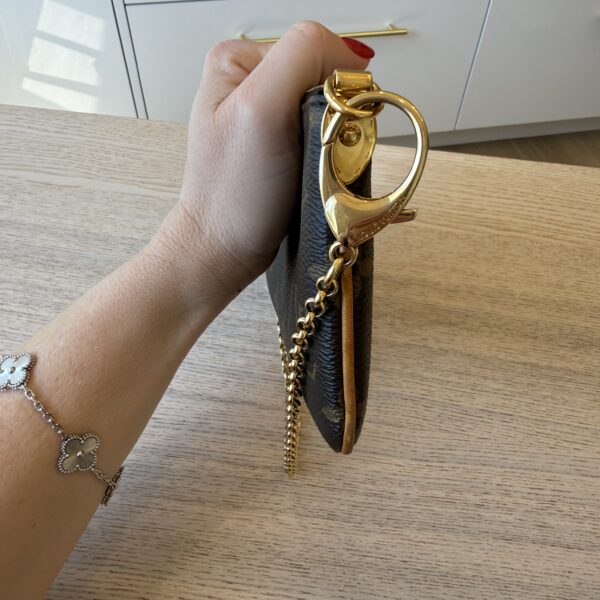 Louis Vuitton Monogram Canvas Pochette Milla MM