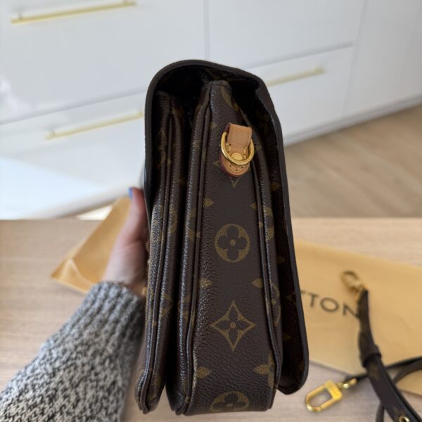 Louis Vuitton Monogram Pochette Metis